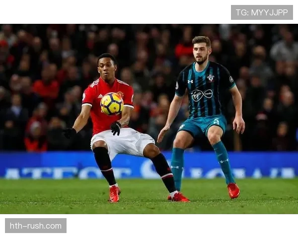 布莱克本蓝白荣耀新赛季强势反弹，球队表现引发广泛关注