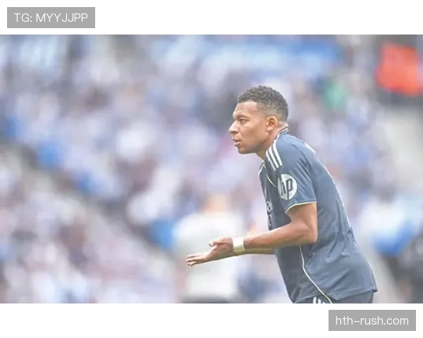 姆巴佩续约争议:球员权力与俱乐部建队战略的冲突解析 姆巴佩续约争议:球员权力与俱乐部建队战略的冲突解析