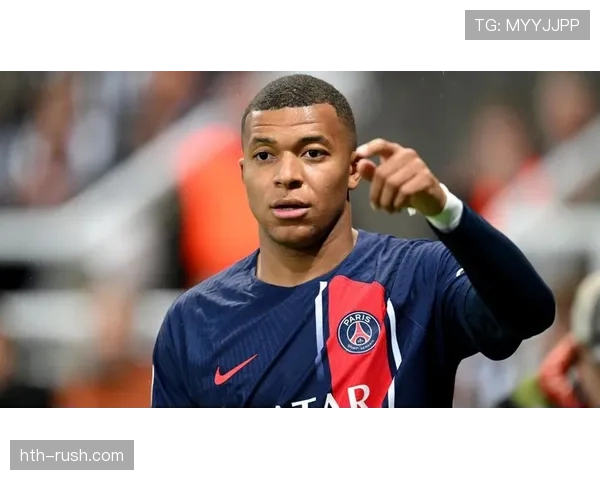 姆巴佩转会风波中的战术适配与未来选择分析 姆巴佩转会风波中的战术适配与未来选择分析