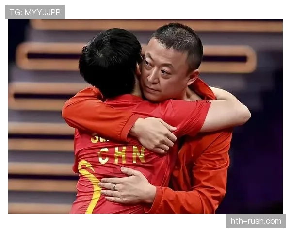 马琳出门随手一把伞都能比我家月供还贵，我这是来错圈了